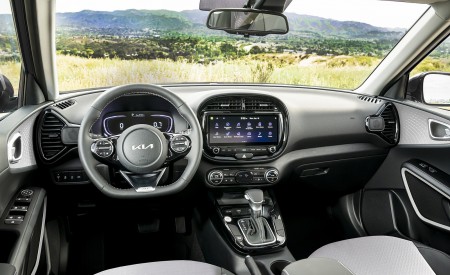 2023 Kia Soul Interior Wallpapers 450x275 (20)