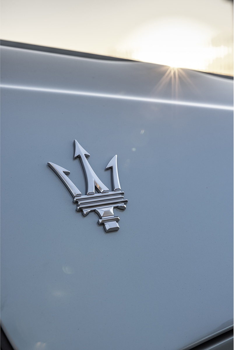 2023 Maserati MC20 Cielo (Color: Acquamarina) Badge Wallpapers #74 of 186