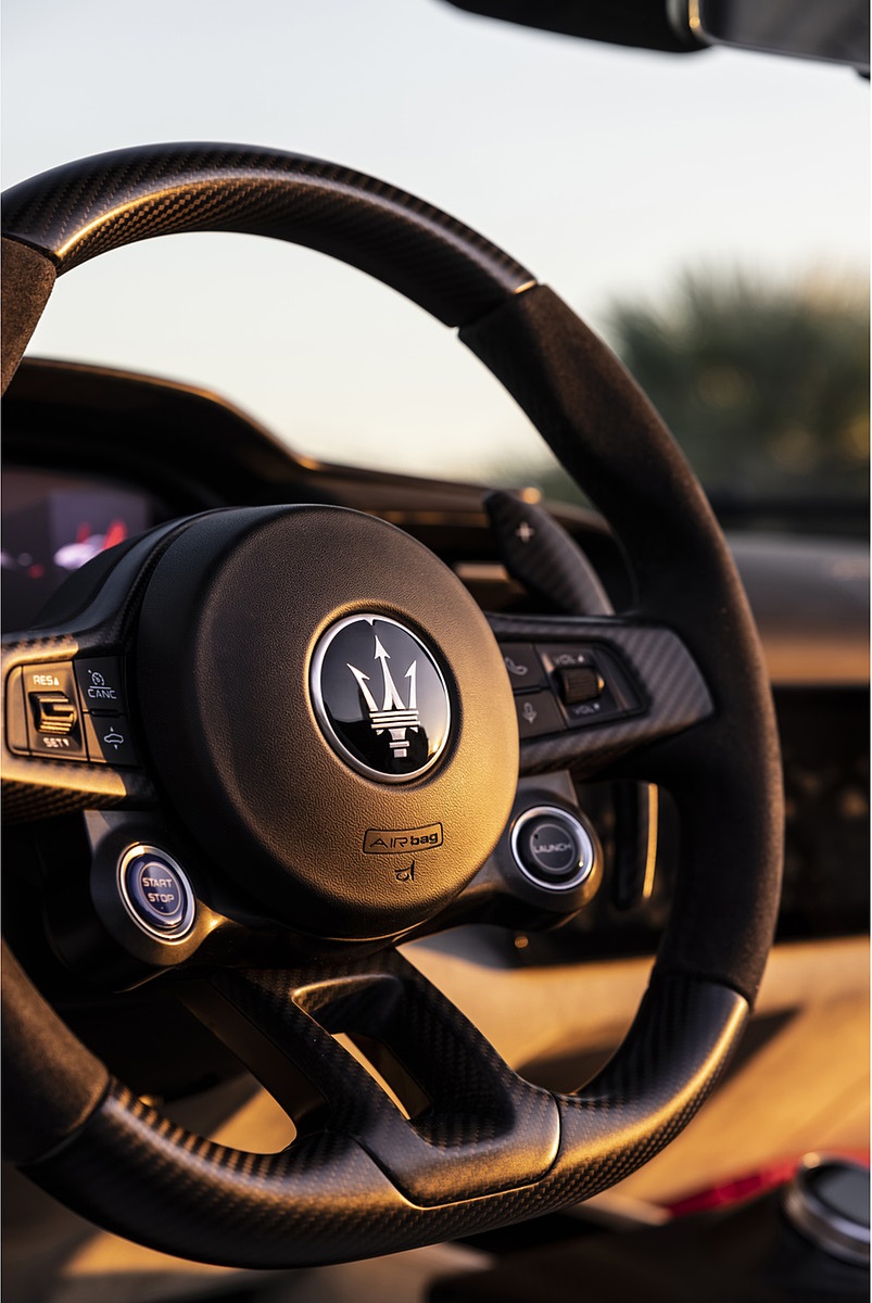 2023 Maserati MC20 Cielo (Color: Acquamarina) Interior Steering Wheel Wallpapers #77 of 186