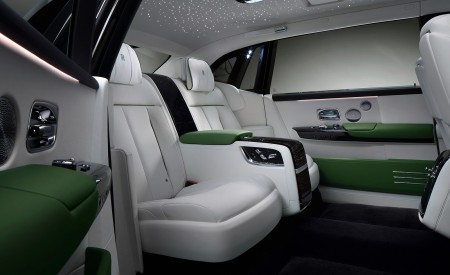2023 Rolls-Royce Phantom Extended Series II Interior Rear Seats Wallpapers 450x275 (37)