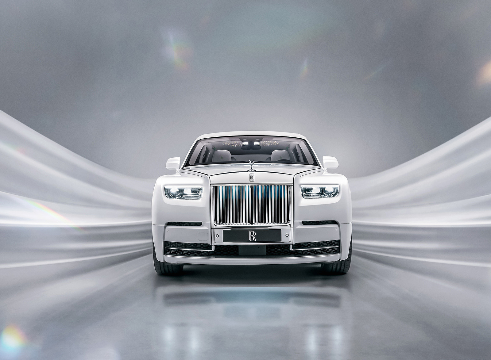 2023 Rolls-Royce Phantom Extended Series II Platino Front Wallpapers #19 of 38