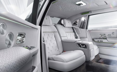 2023 Rolls-Royce Phantom Extended Series II Platino Interior Rear Seats Wallpapers 450x275 (26)