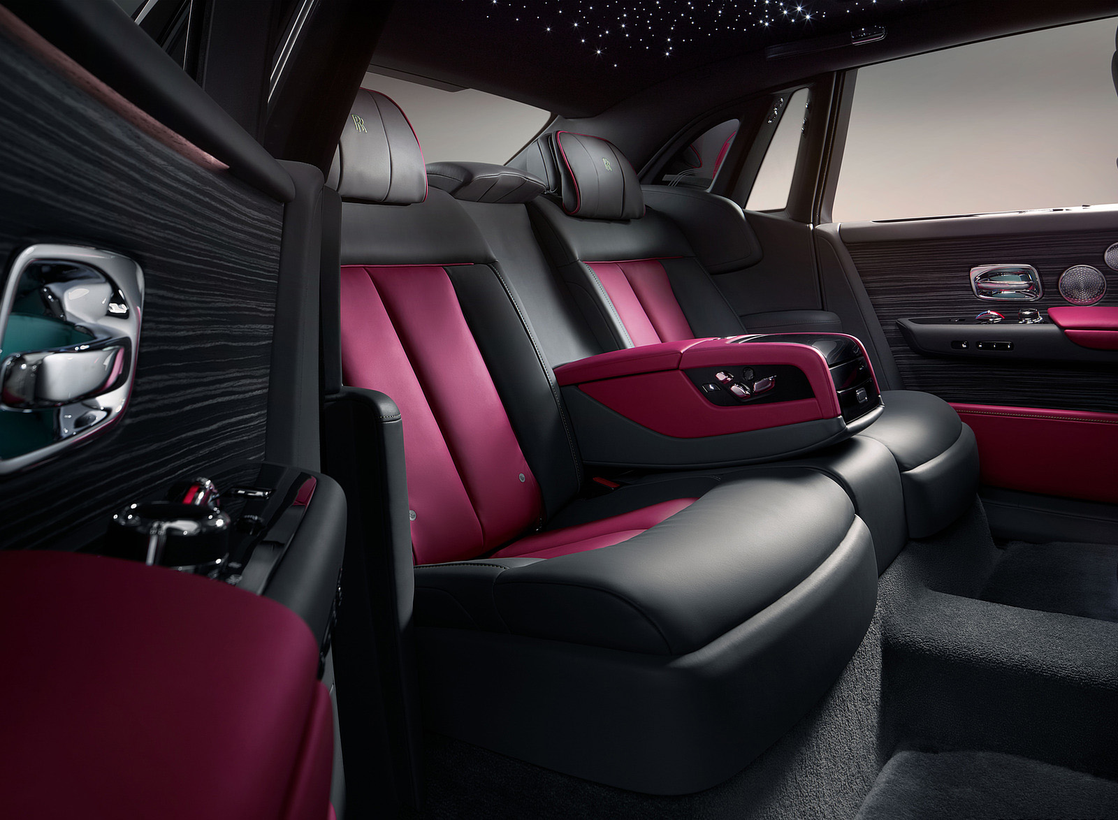 2023 Rolls-Royce Phantom Series II Interior Rear Seats Wallpapers #15 of 38