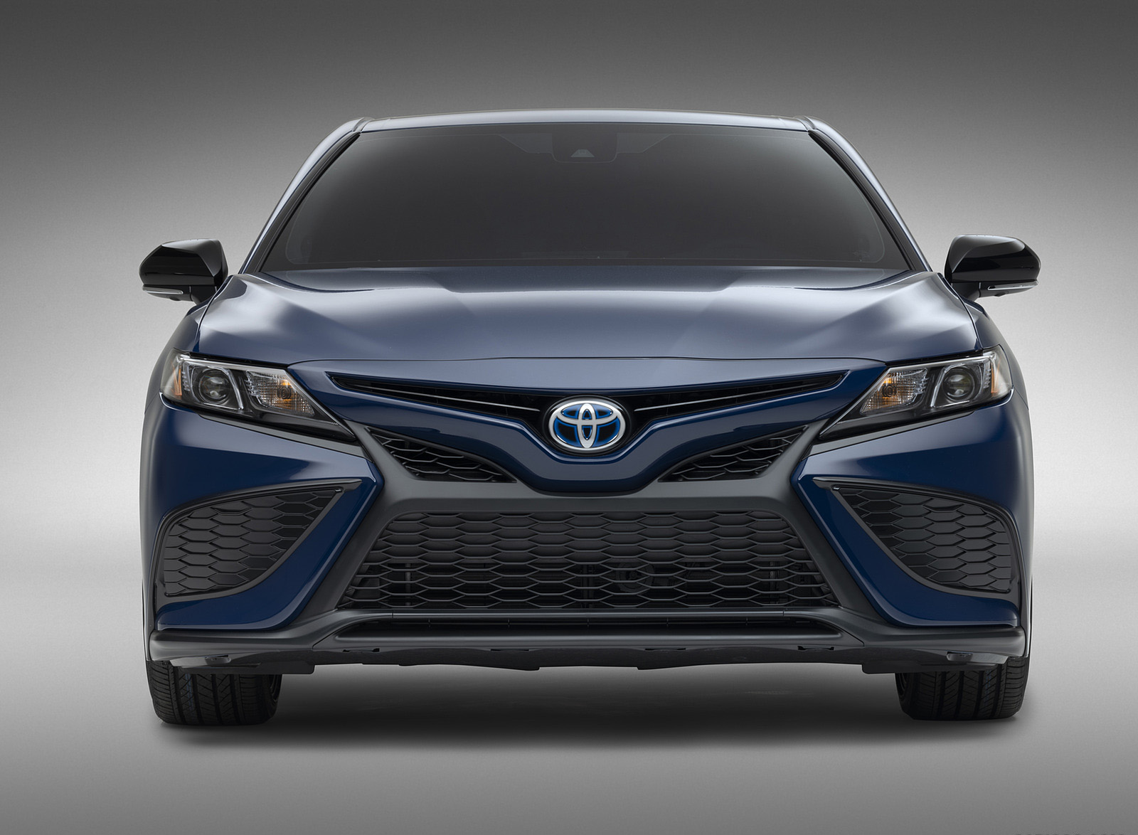 2023 Toyota Camry Nightshade Special Edition Front Wallpapers #2 of 12