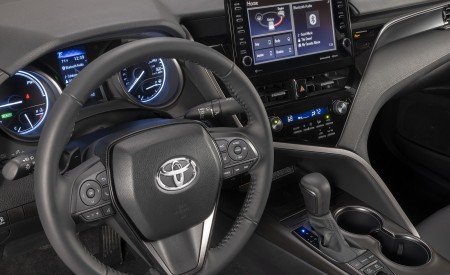 2023 Toyota Camry Nightshade Special Edition Interior Steering Wheel Wallpapers 450x275 (12)