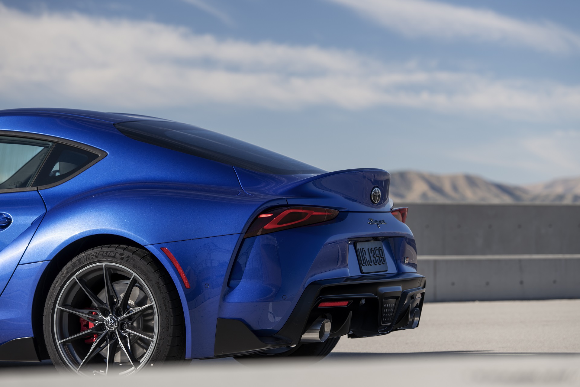 2023 Toyota GR Supra 3.0 Premium MT (Color: Stratosphere Blue) Detail Wallpapers #38 of 76