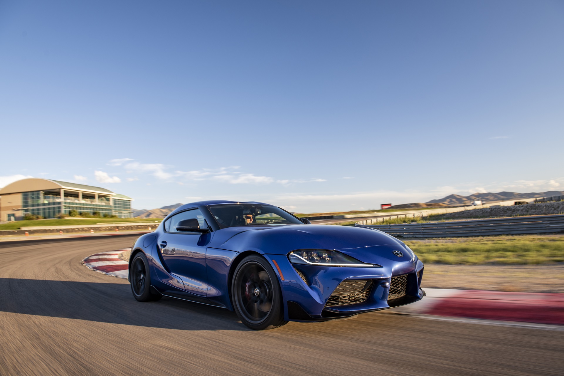 2023 Toyota GR Supra 3.0 Premium MT (Color: Stratosphere Blue) Front Three-Quarter Wallpapers #7 of 76