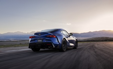 2023 Toyota GR Supra 3.0 Premium MT (Color: Stratosphere Blue) Rear Three-Quarter Wallpapers 450x275 (16)