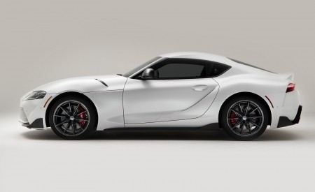 2023 Toyota GR Supra MT Side Wallpapers 450x275 (69)