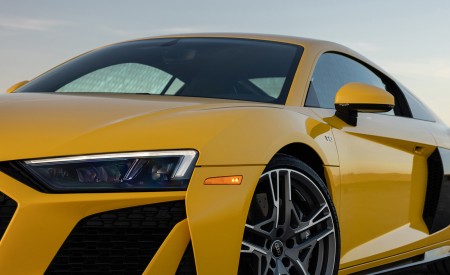 2022 Audi R8 Coupe (US-Spec) Headlight Wallpapers 450x275 (20)