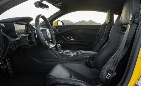 2022 Audi R8 Coupe (US-Spec) Interior Wallpapers 450x275 (39)
