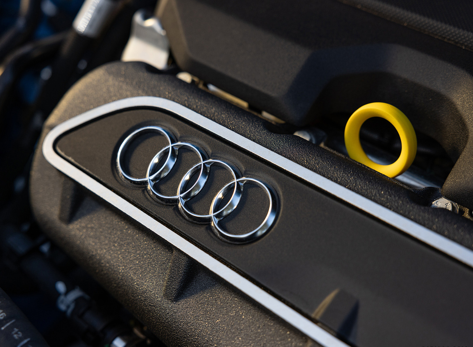 2022 Audi RS 3 (US-Spec) Engine Wallpapers  #21 of 71