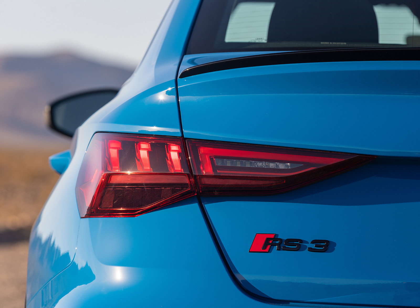 2022 Audi RS 3 (US-Spec) Tail Light Wallpapers #18 of 71