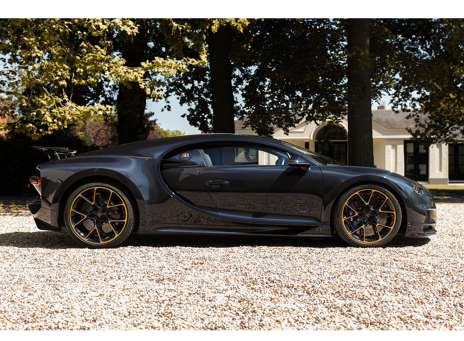 2022 Bugatti Chiron L’Ébé Side Wallpapers (6)