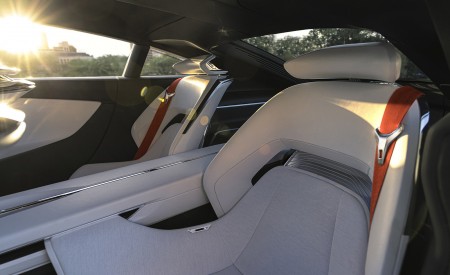 2022 Buick Wildcat EV Concept Interior Rear Seats Wallpapers 450x275 (18)