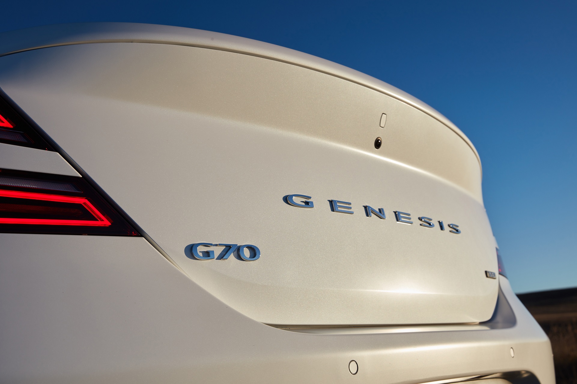2022 Genesis G70 Sport with Luxury Pack Badge Wallpapers  #34 of 54