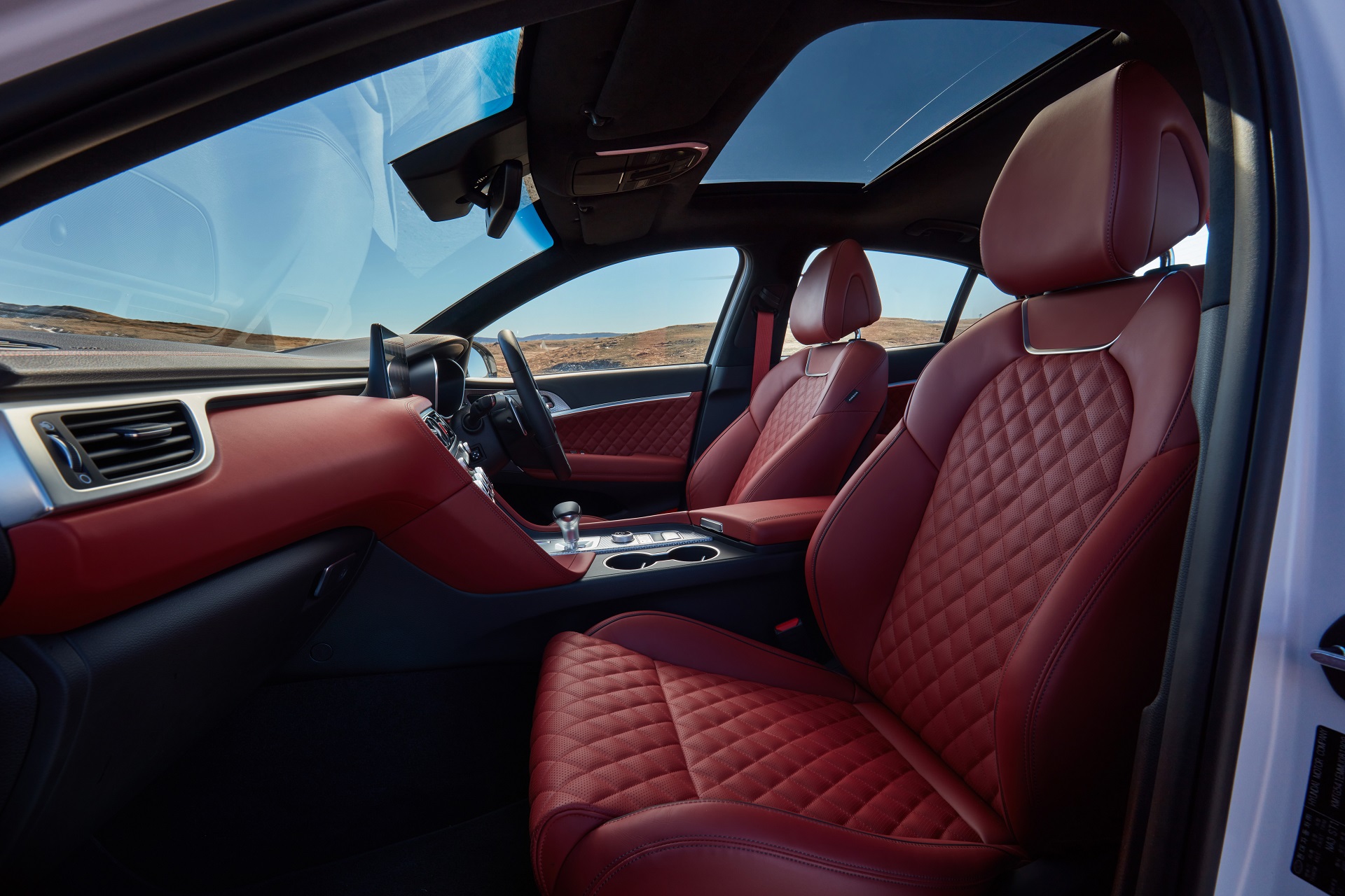 2022 Genesis G70 Sport with Luxury Pack Interior Front Seats Wallpapers #40 of 54