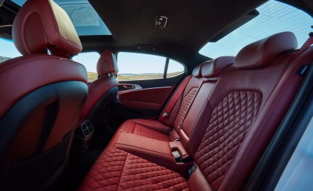 2022 Genesis G70 Sport with Luxury Pack Interior Rear Seats Wallpapers 450x275 (41)