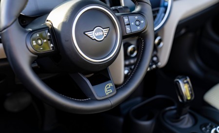 2022 Mini Cooper SE Convertible Concept Interior Steering Wheel Wallpapers 450x275 (267)