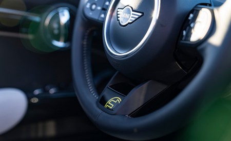 2022 Mini Cooper SE Convertible Concept Interior Steering Wheel Wallpapers 450x275 (159)