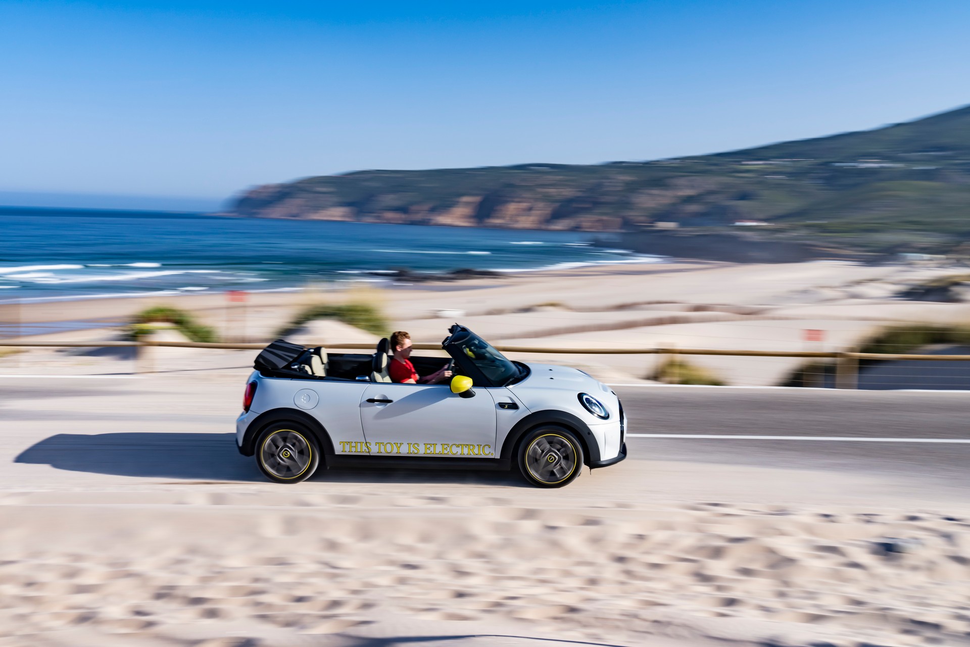 2022 Mini Cooper SE Convertible Concept Side Wallpapers  #26 of 273