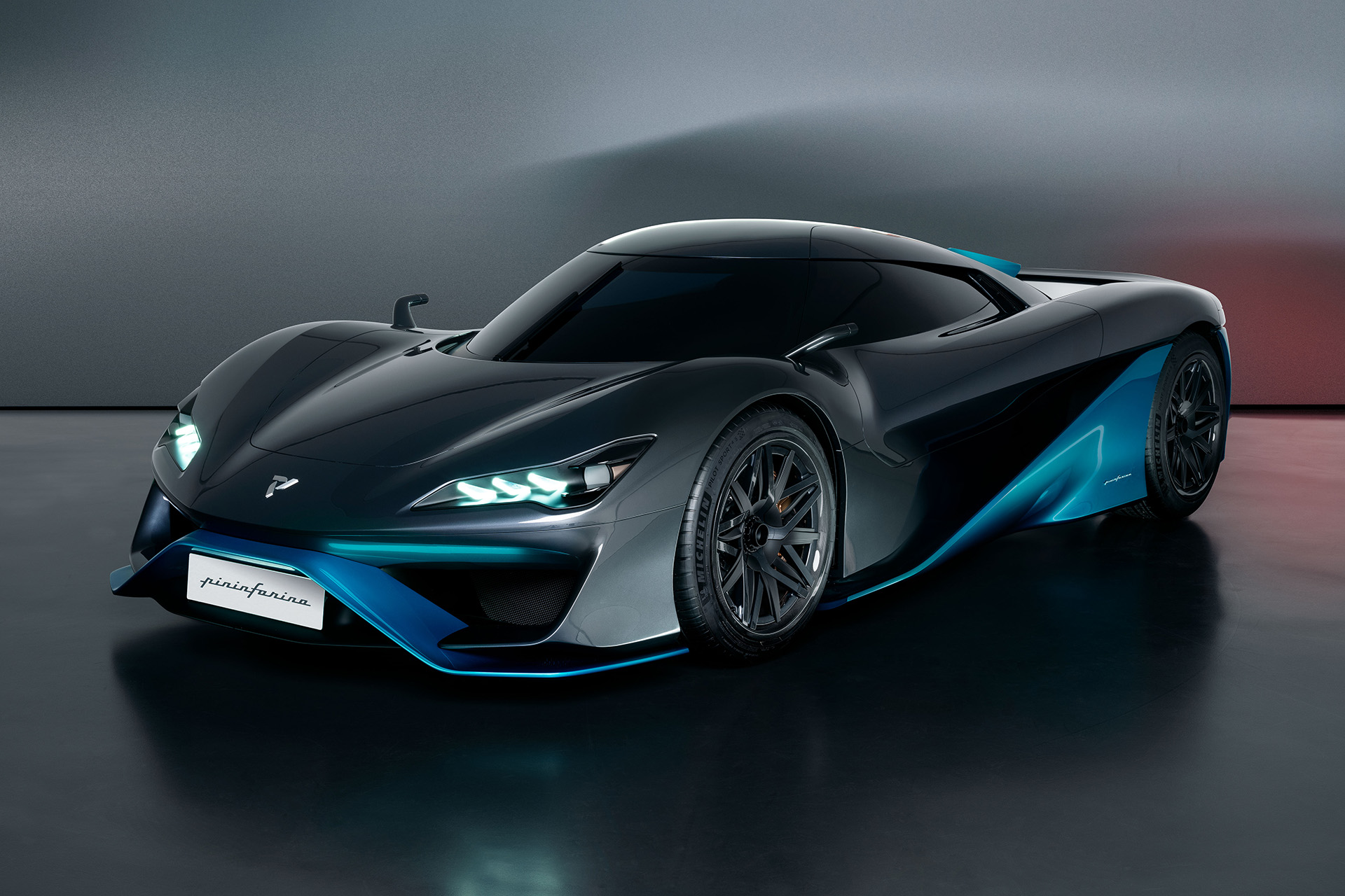 2022 Pininfarina Viritech Apricale Concept Front Three-Quarter Wallpapers (1). Download Wallpaper