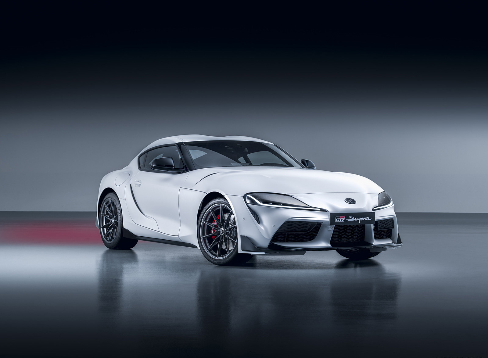 2022 Toyota GR Supra iMT Front Three-Quarter Wallpapers #35 of 49