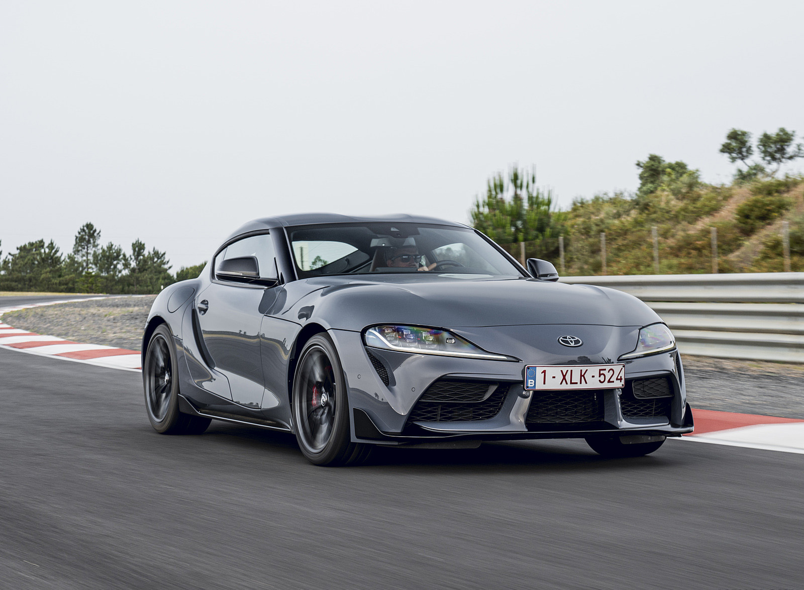 2022 Toyota GR Supra iMT Front Three-Quarter Wallpapers (9)