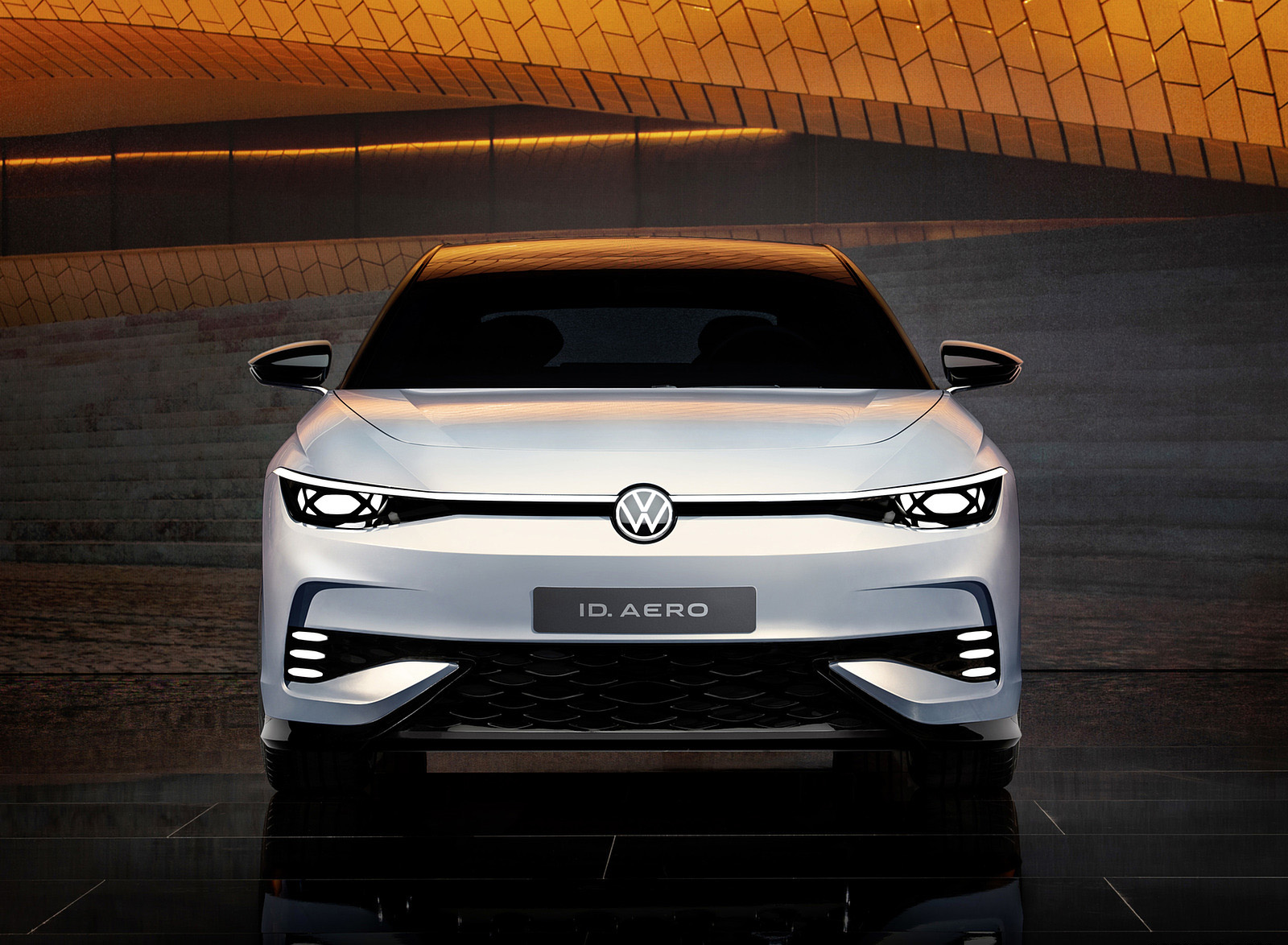 2022 Volkswagen ID. AERO Concept Front Wallpapers (4)