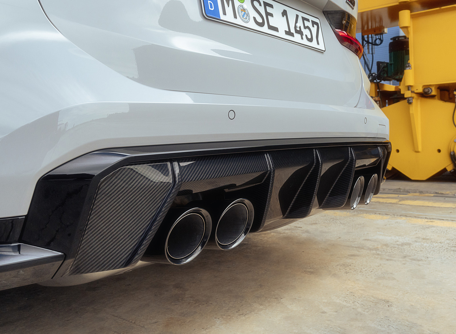 2023 BMW M3 Touring Exhaust Wallpapers #60 of 162