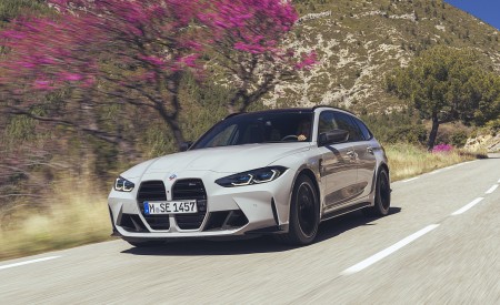 2023 BMW M3 Touring Front Three-Quarter Wallpapers 450x275 (1)