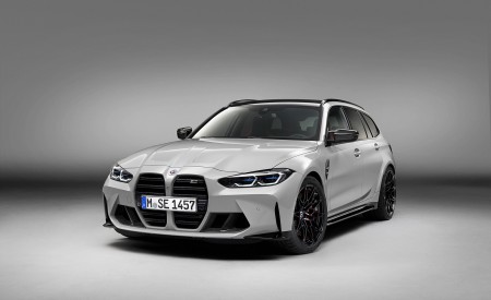 2023 BMW M3 Touring Front Three-Quarter Wallpapers 450x275 (127)