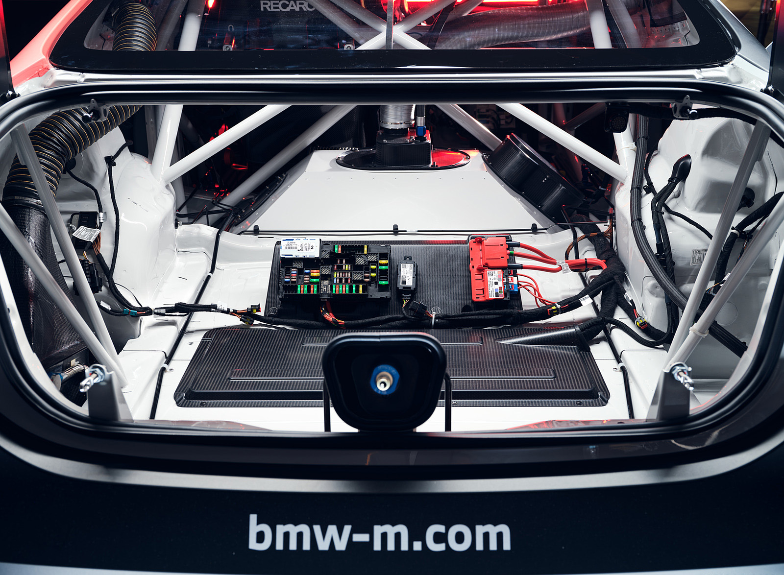 2023 BMW M4 GT4 Detail Wallpapers #15 of 19