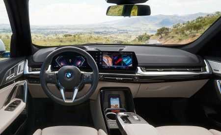 2023 BMW X1 xDrive23i Interior Cockpit Wallpapers 450x275 (67)