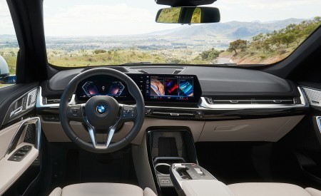 2023 BMW X1 xDrive23i Interior Cockpit Wallpapers 450x275 (68)