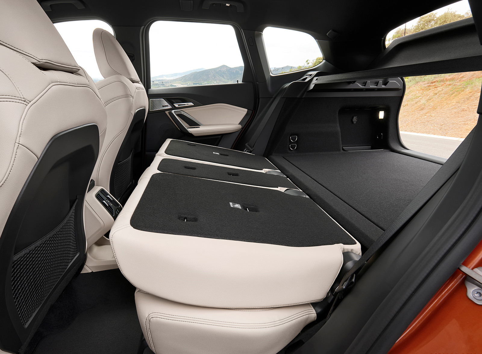2023 BMW X1 xDrive23i Interior Rear Seats Wallpapers  #74 of 175