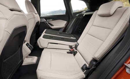 2023 BMW X1 xDrive23i Interior Rear Seats Wallpapers 450x275 (75)