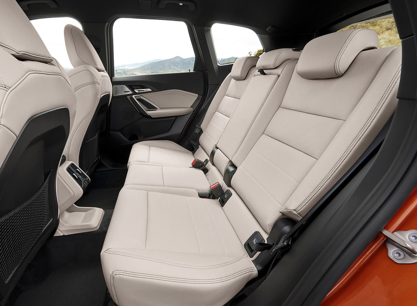 2023 BMW X1 xDrive23i Interior Rear Seats Wallpapers #77 of 175