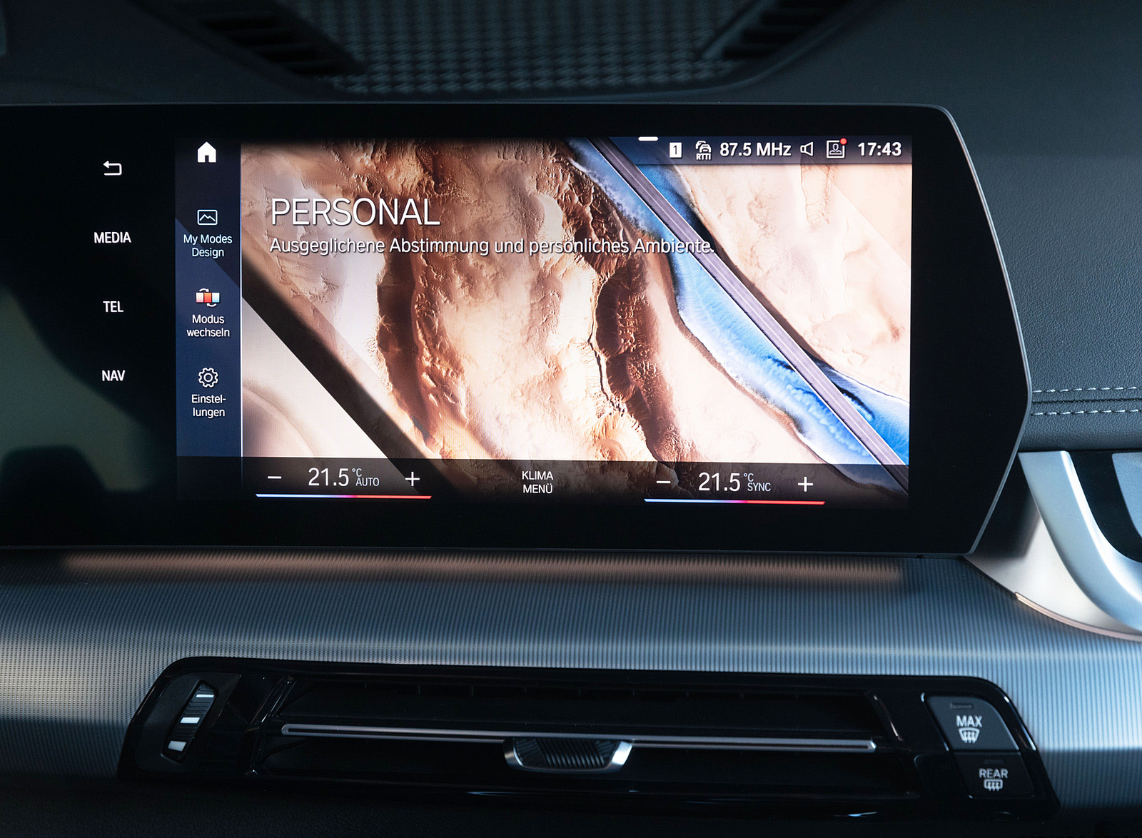 2023 BMW iX1 xDrive30 Central Console Wallpapers #137 of 152