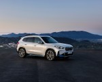 2023 BMW iX1 xDrive30 Front Three-Quarter Wallpapers 150x120 (35)