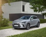 2023 Lexus RX 450h (Color: Sonic Silver) Front Three-Quarter Wallpapers 150x120 (57)