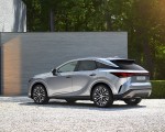 2023 Lexus RX 450h (Color: Sonic Silver) Rear Three-Quarter Wallpapers 150x120 (56)