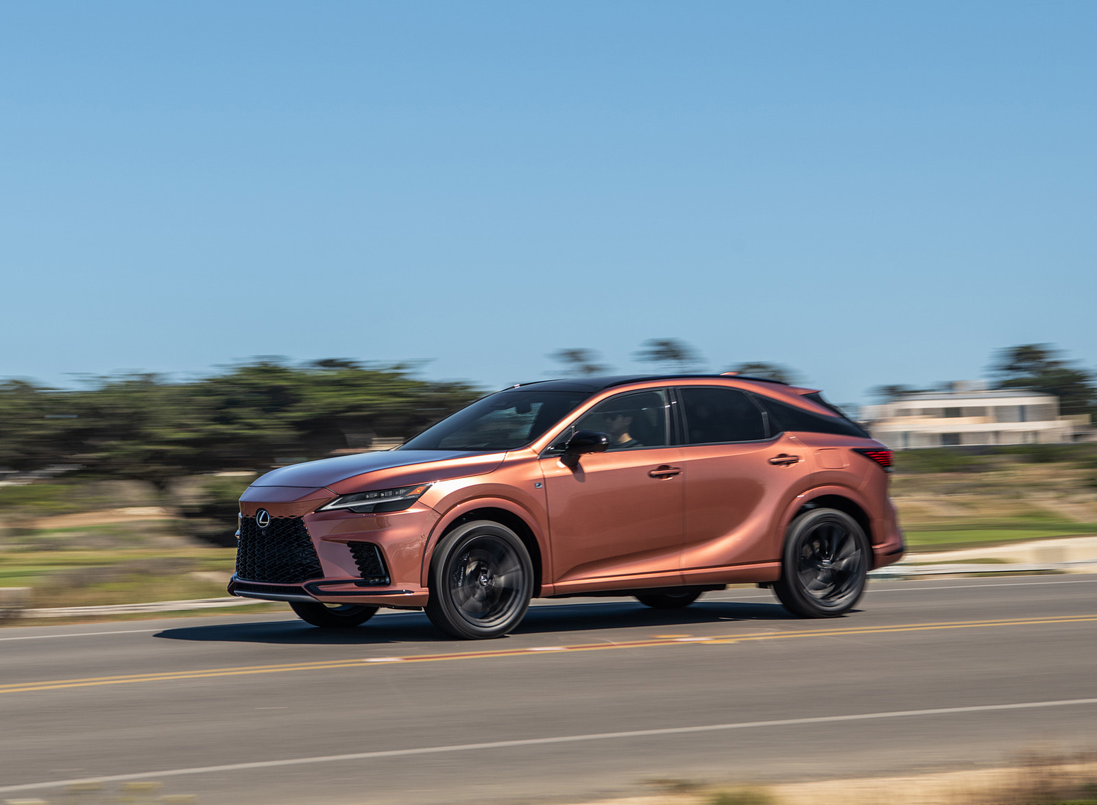 2023 Lexus RX 500h F SPORT DIRECT4 (Color: Sonic Copper) Front Three-Quarter Wallpapers #38 of 66