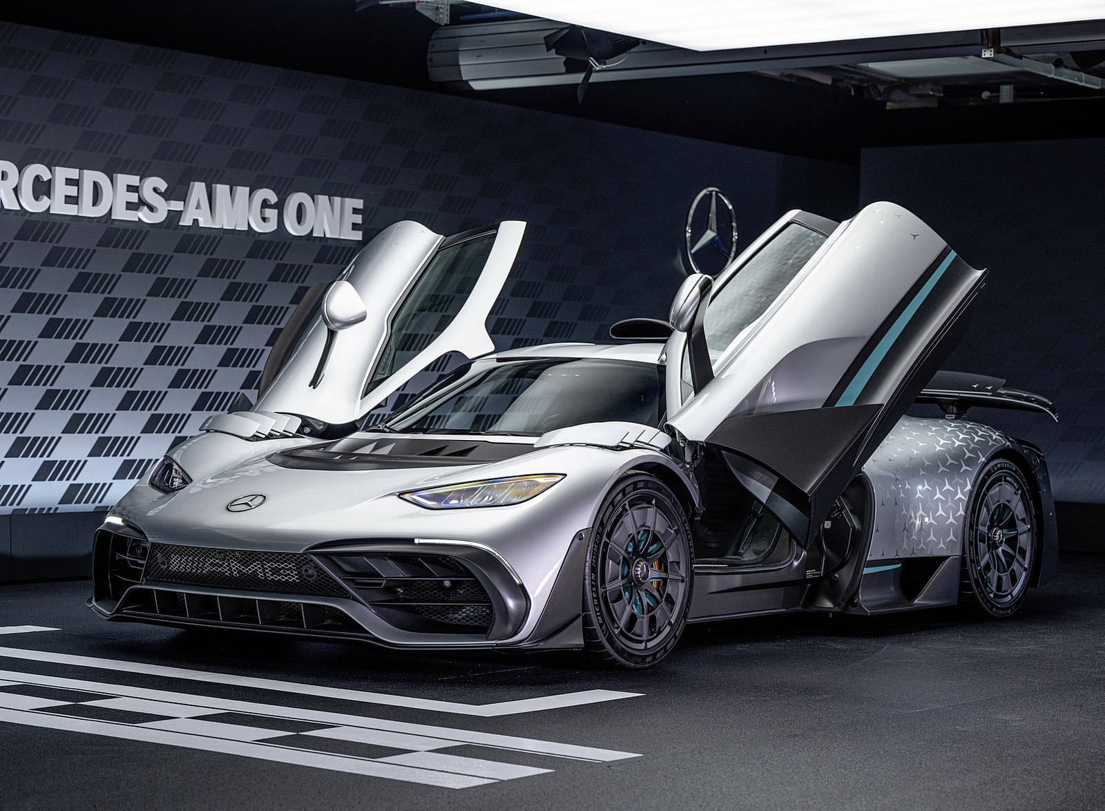 2023 Mercedes-Benz AMG ONE Front Three-Quarter Wallpapers #29 of 78
