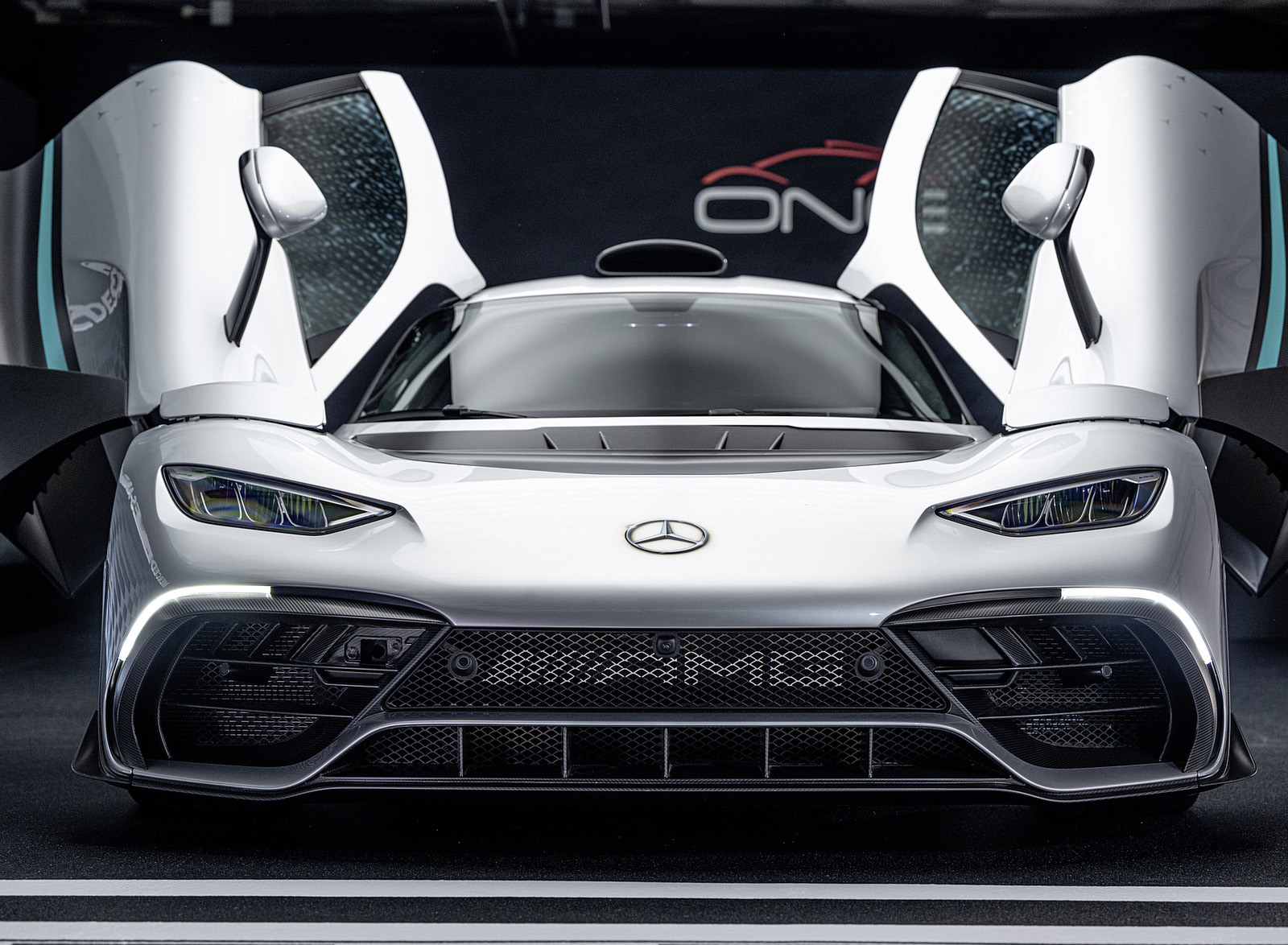 2023 Mercedes-Benz AMG ONE Front Wallpapers #38 of 78