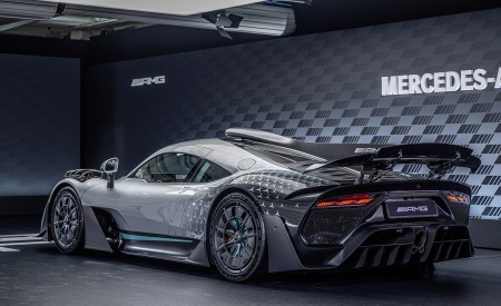 2023 Mercedes-Benz AMG ONE Rear Three-Quarter Wallpapers  450x275 (25)