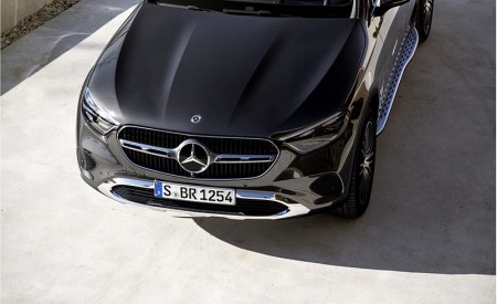 2023 Mercedes-Benz GLC AVANTGARDE (Color: Graphite Grey Metallic) Top Wallpapers 450x275 (86)