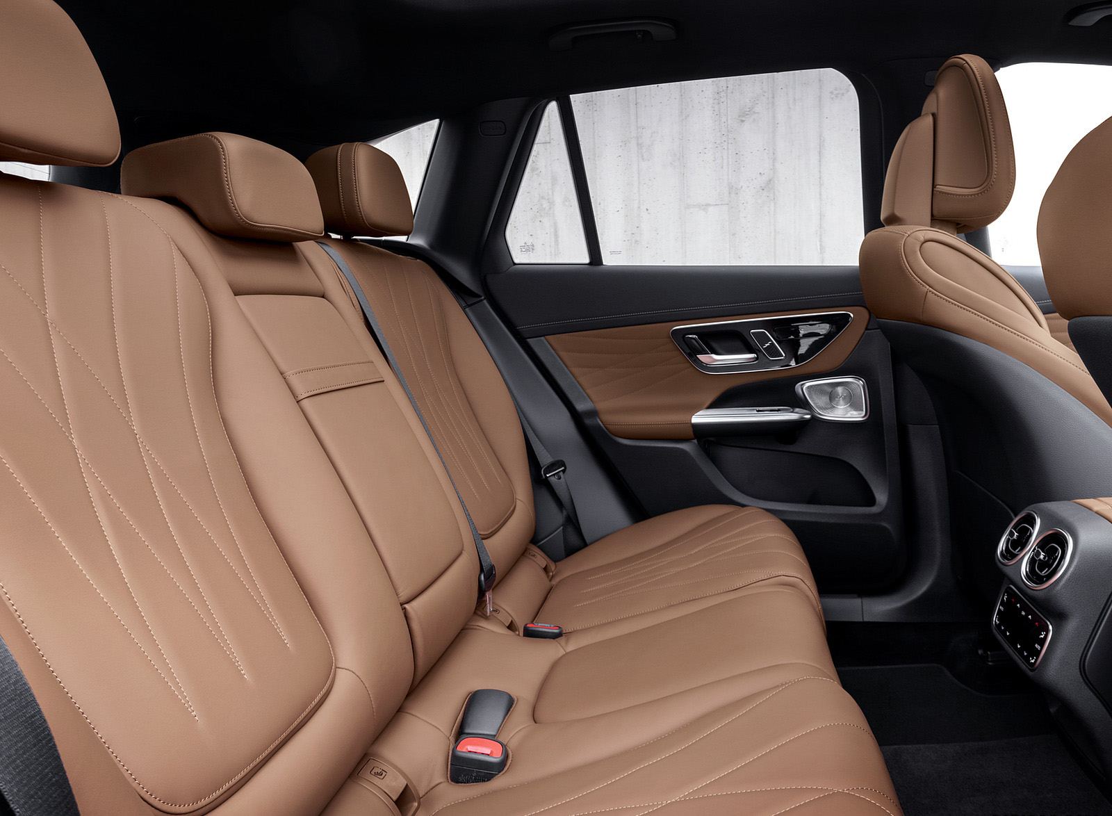 2023 Mercedes-Benz GLC AVANTGARDE Interior Rear Seats Wallpapers #94 of 94
