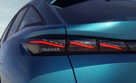2023 Peugeot 408 PHEV (Color: Obsession Blue) Tail Light Wallpapers 450x275 (46)