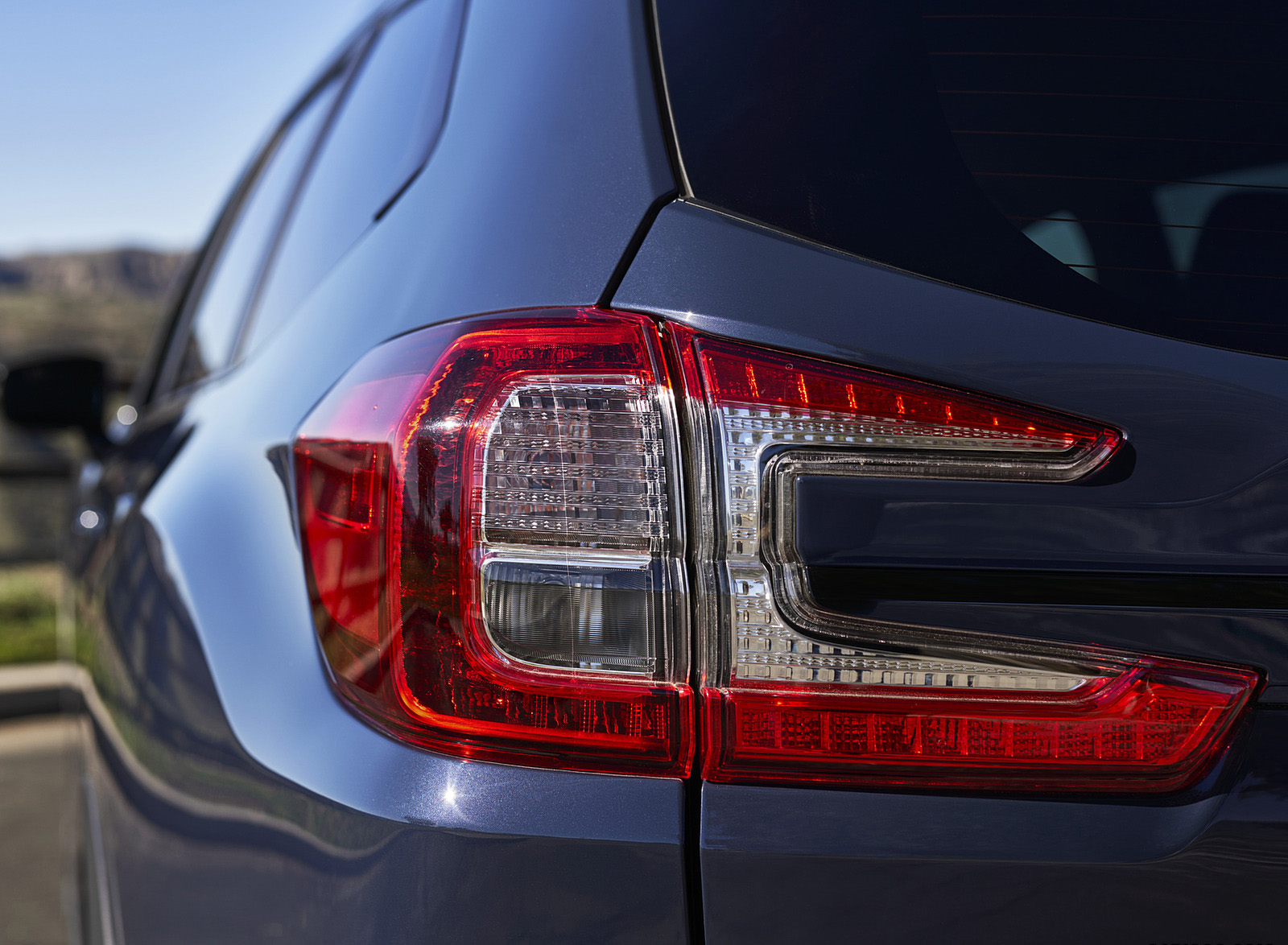 2023 Subaru Ascent Tail Light Wallpapers (8)